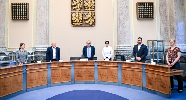 Rada pro výzkum, vývoj a inovace na úvod zasedání uctila minutou ticha památku zesnulého českého psychiatra prof. Cyrila Höschla, 25. dubna 2025.