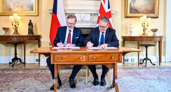 British Prime Minister Keir Starmer and Czech Prime Minister Petr Fiala sign a memorandum of understanding on cooperation in nuclear energy, July 14, 2025.