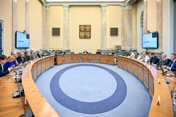 V prostorách Úřadu vlády ČR se uskutečnilo další pravidelné zasedání Rady pro výzkum, vývoj a inovace, 28. února 2025.