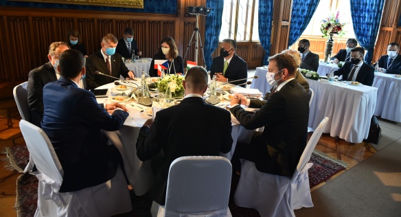 The meeting of the V4 representatives in Lednice had two main topics: the effects of the coronavirus crisis and the EU's multiannual financial framework, 11 June 2020.