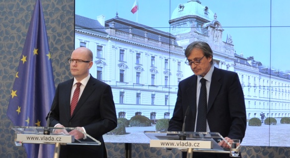 Prime Minister Bohuslav Sobotka and Minister of Defence Martin Stropnický at a press conference after the meeting of the Government 16. March 2015.