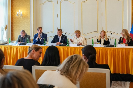 V Lichtenštejnském paláci byla podepsána Deklarace o spolupráci na podporu duševního zdraví, 12. května 2026.