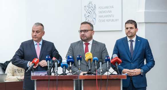Tisková konference po jednání vlády, 18. října 2023.