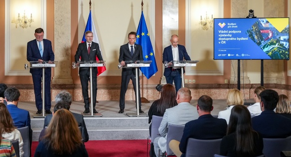 Tisková konference k představení prvních kroků vlády Petra Fialy ke zvýšení dostupnosti nájemního bydlení v Česku, 27. května 2024.