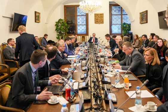 Schůze vlády Petra Fialy se tentokrát uskutečnila v prostorách Poslanecké sněmovny, 22. ledna 2025.