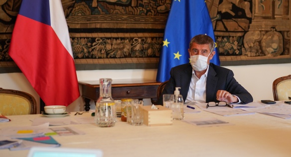 The government to ask Chamber of Deputies to extend state of emergency until 25 May, 24 April 2020.
