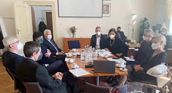 Representatives of the Government, academia and scientific support providers issued a joint statement in support of Ukrainian scientists, educators and students, 3 March 2022.