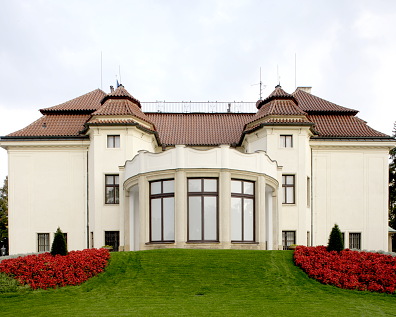 Den otevřených dveří v Kramářově vile