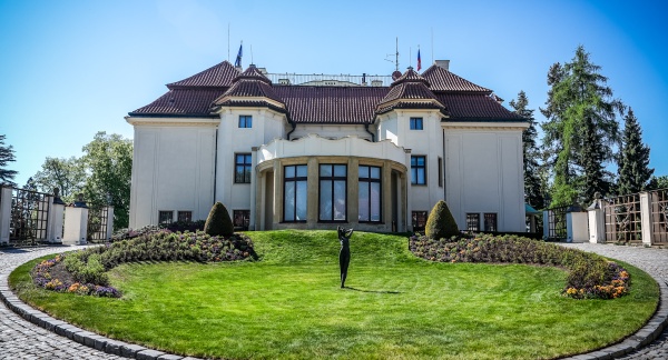 Nenechte si ujít prohlídku Kramářovy vily, architektonického skvostu Hradčan.