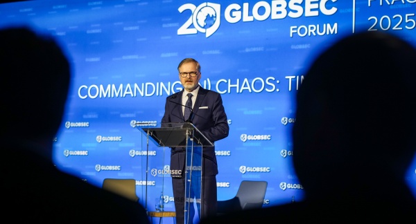 Premiér Petr Fiala vystoupil s projevem na 20. ročníku bezpečnostní konference GLOBSEC, 12. června 2025.